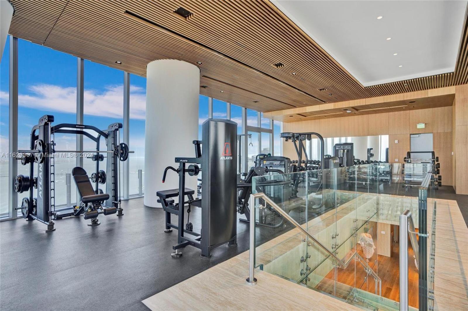 Appartamento Aston Martin Tower